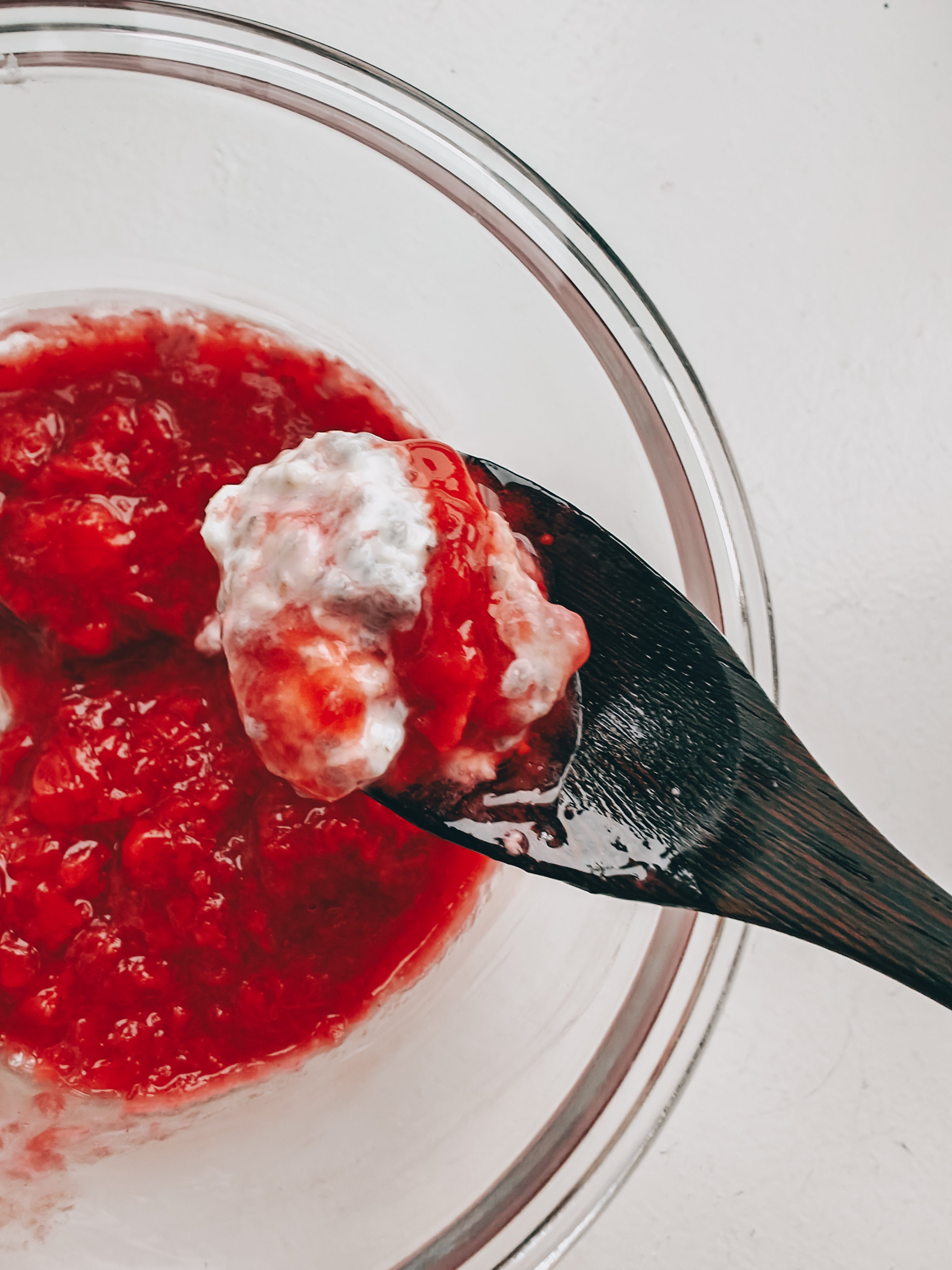 Overnight Oats med jordgubbskompott