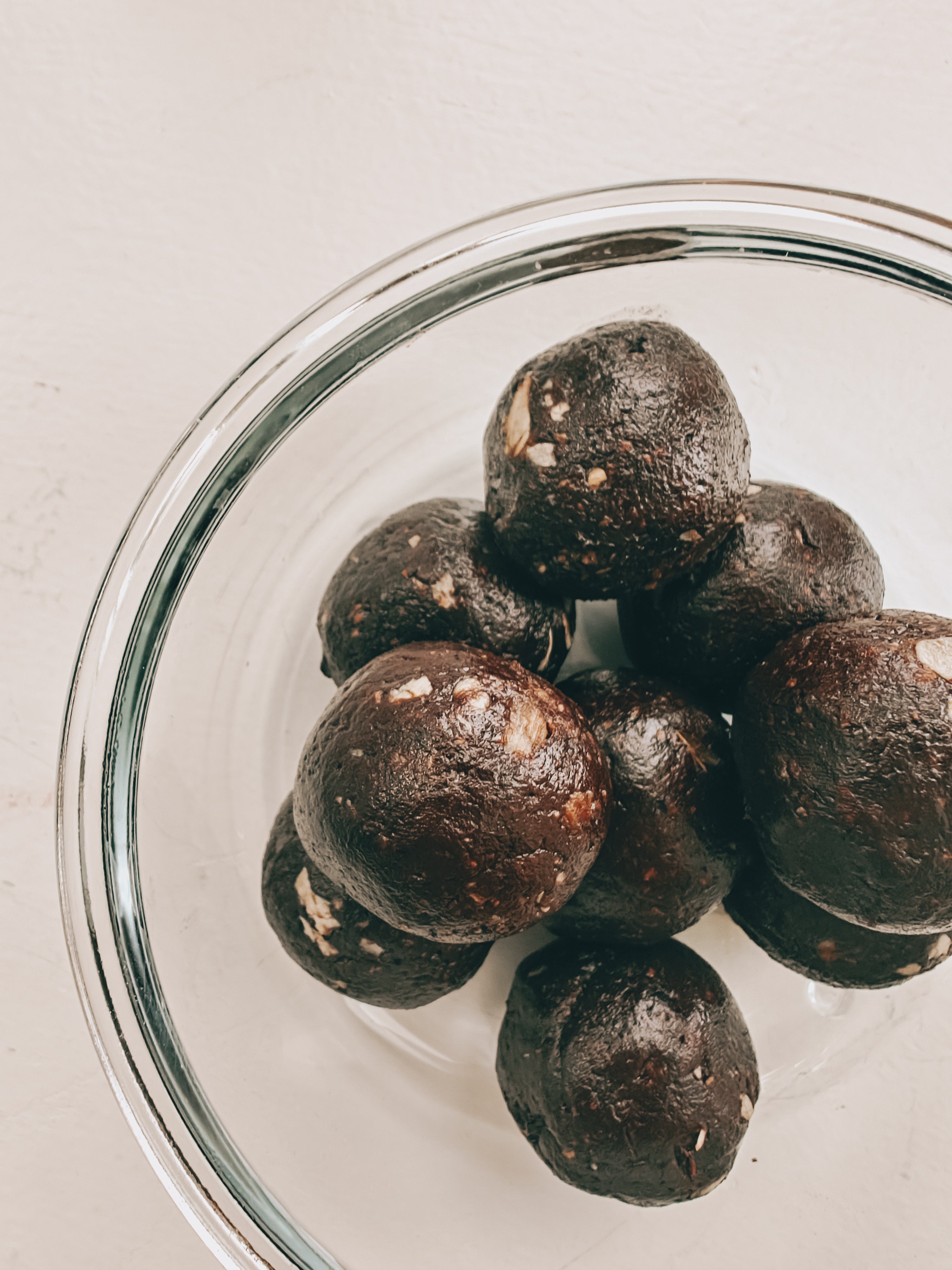 Chokladdadelbollar med brynt smör