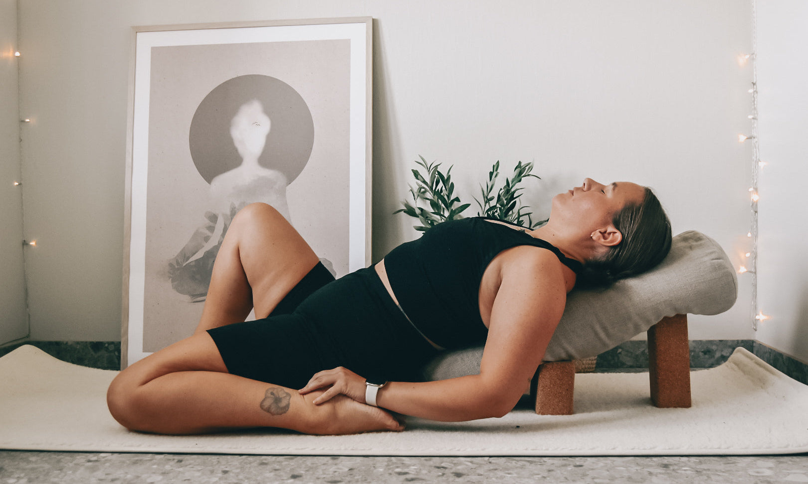 5 min - Yinmeditation för framsida lår (Halv Sadel)