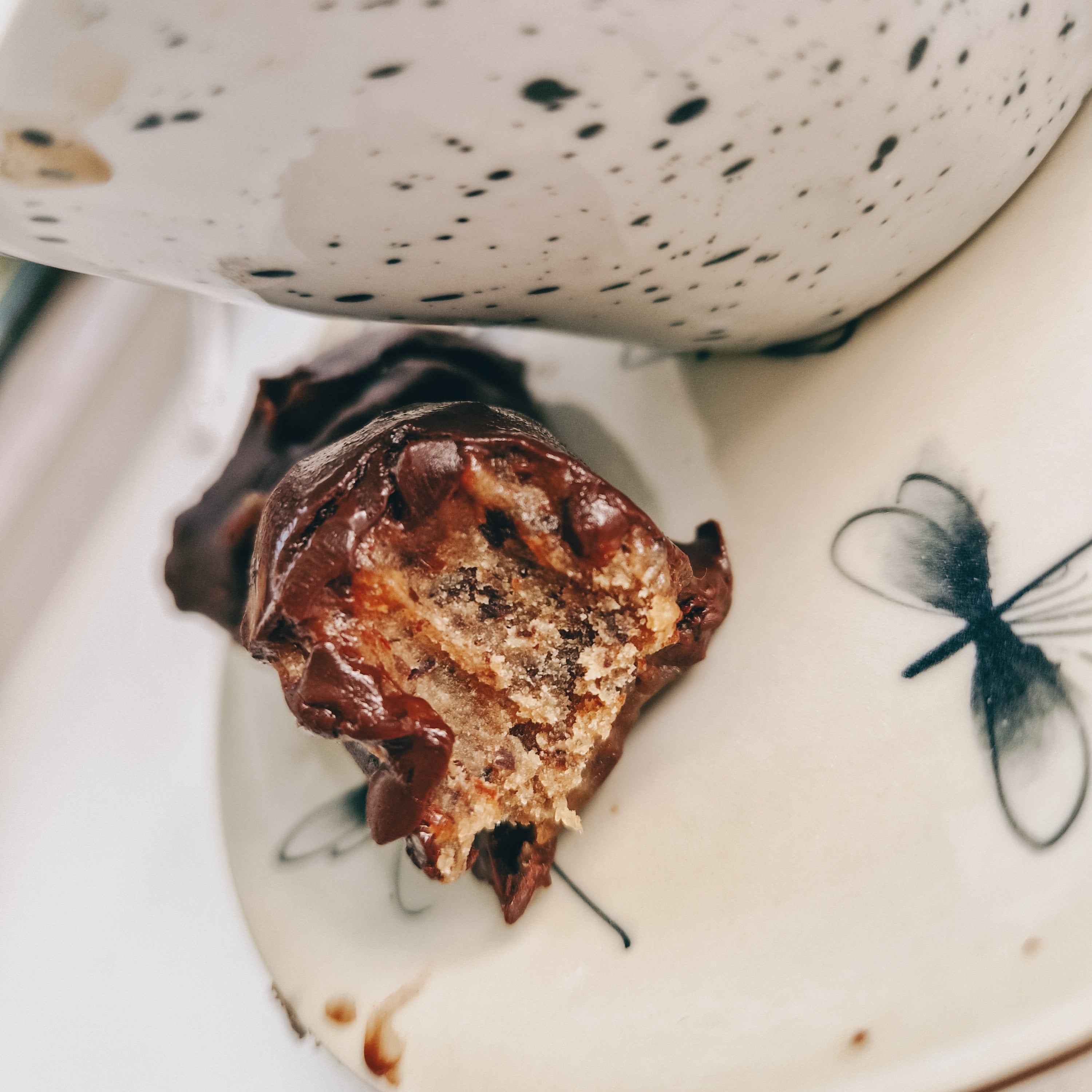 Kolabollar med brynt smör